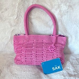 The SAK Pink Crochet Purse, tag included, perfect condition, CUTEST LITTLE BAG!